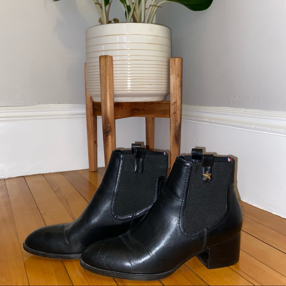 Tommy Hilfiger Leather Booties